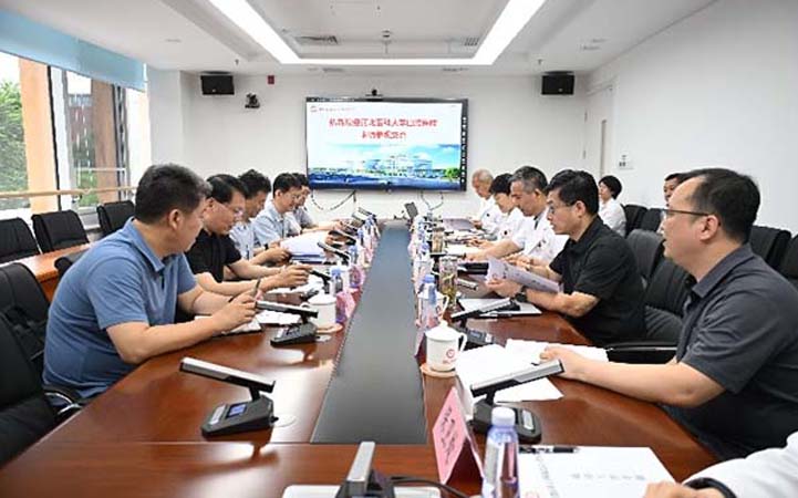 河北医科大学口腔医院一行到我院参观交流
